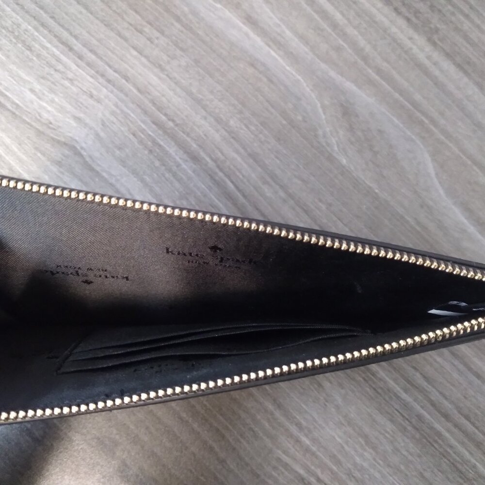Kate Spade Wristlet - Picture 3 of 6